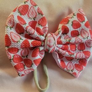 Bow with soft elastic